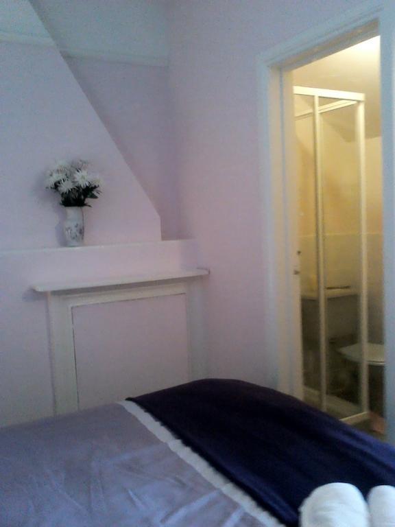 Lea Hurst B & B Μπόρνμουθ Δωμάτιο φωτογραφία